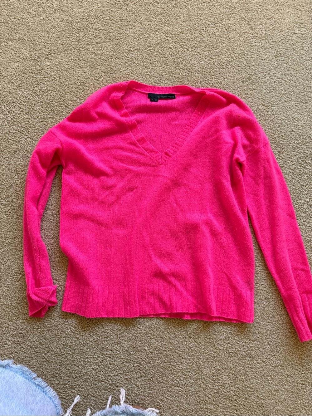 360 Cashmere Hot Pink V-Neck Cashmere Sweater